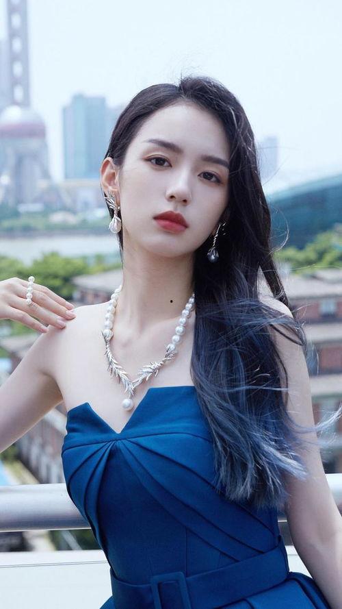 圈内爆料张婧仪是谁,张婧仪，娱乐圈新晋小花背后的故事