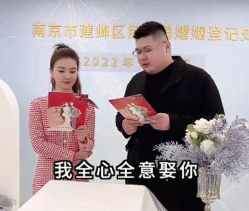 网红爆料猴哥视频播放全集,猴哥视频全集播放，精彩瞬间一网打尽！
