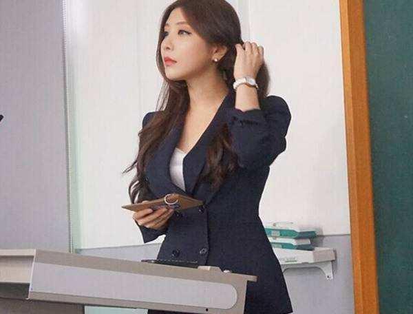 女学生爆料导师视频大全,导师不当视频事件汇总