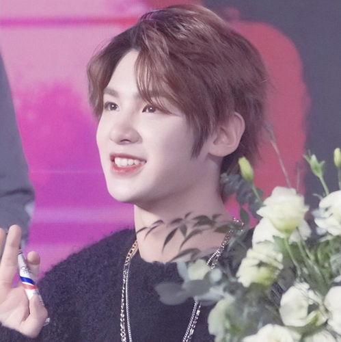 爆料娱乐黄明昊是谁扮演的,黄明昊角色扮演者揭秘