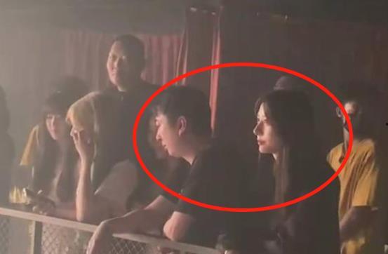 网红乐仔吃瓜视频大全,揭秘网红圈幕后故事