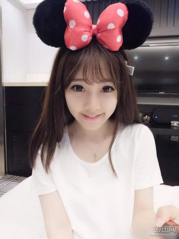 小柔素颜被网友爆料视频,网友热议真实颜值