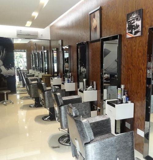 理发店最新爆料,理发店最新爆料，行业内幕大曝光！