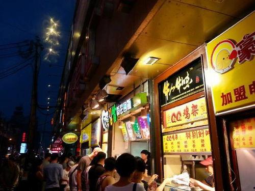 长春开运街爆料案件最新,惊现神秘盗窃团伙，警方全力追查中