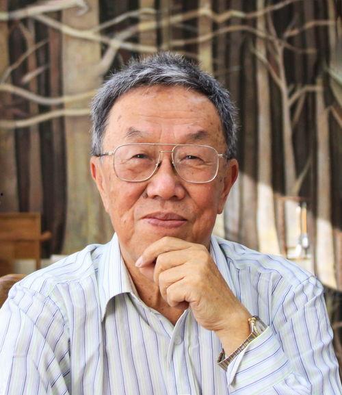 王蒙解说爆料新闻视频,独家爆料新闻背后的故事