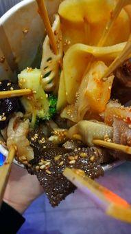 爆料麻辣串串怎么做视频,一串串香辣美味，轻松学会！